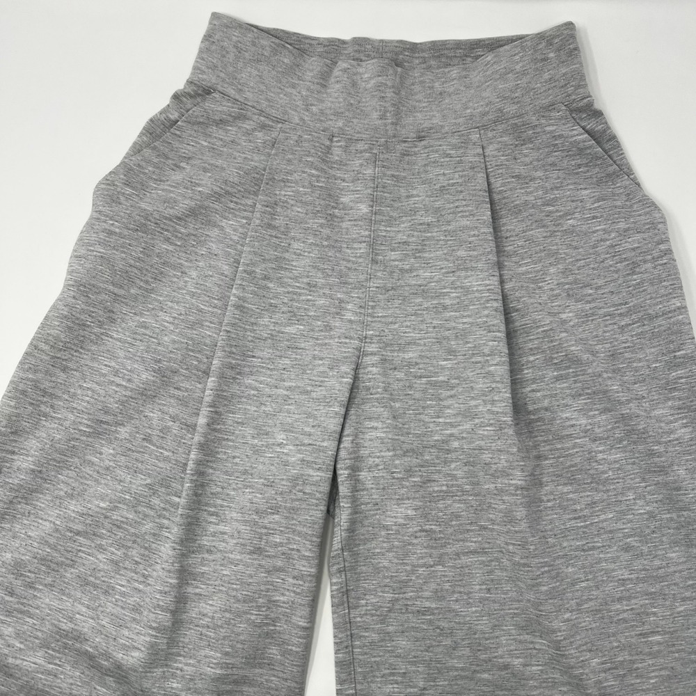 Lululemon Can You Feel The Pleat Crop Heathered Gray Wide Leg Pants Size‎ 4
